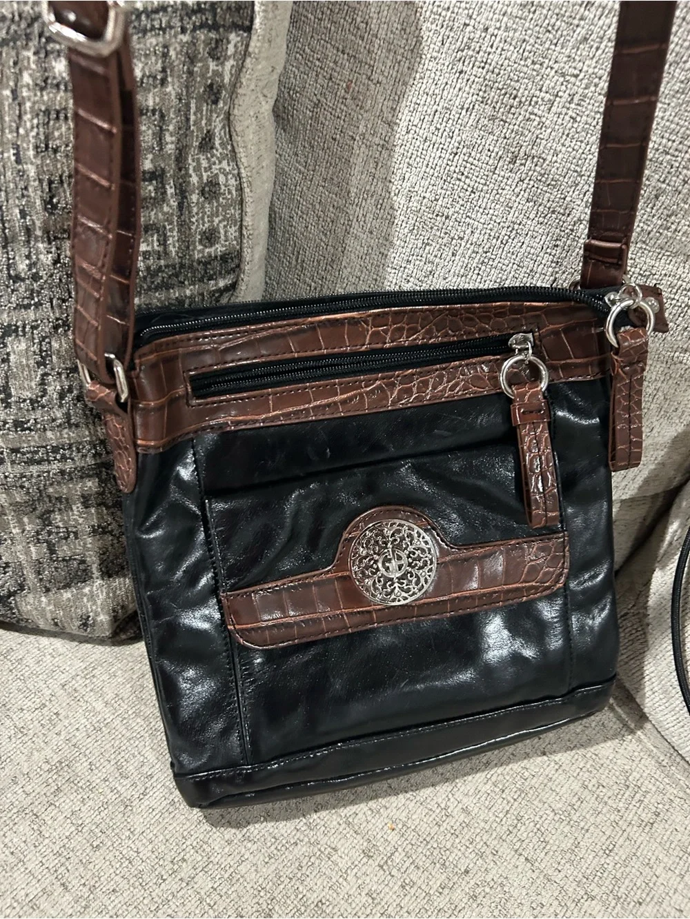 Women’s leather black and brown crocodile crossbody Gianni Barnini